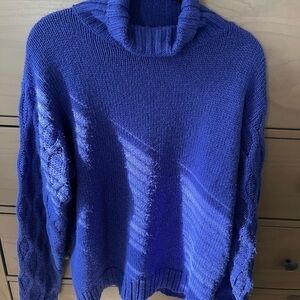 G by Guilani NWOT l/s cowl neck 25” length sweater with ribbed sleeves.
